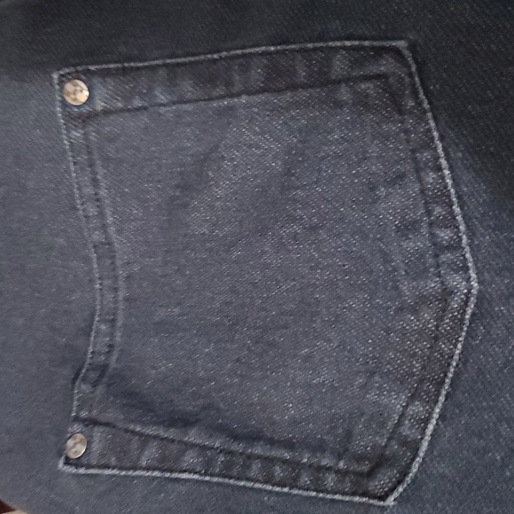 Hue - Blue Capri Leggings - 2 - Pair Bundle 🥳 - Picture 5 of 5